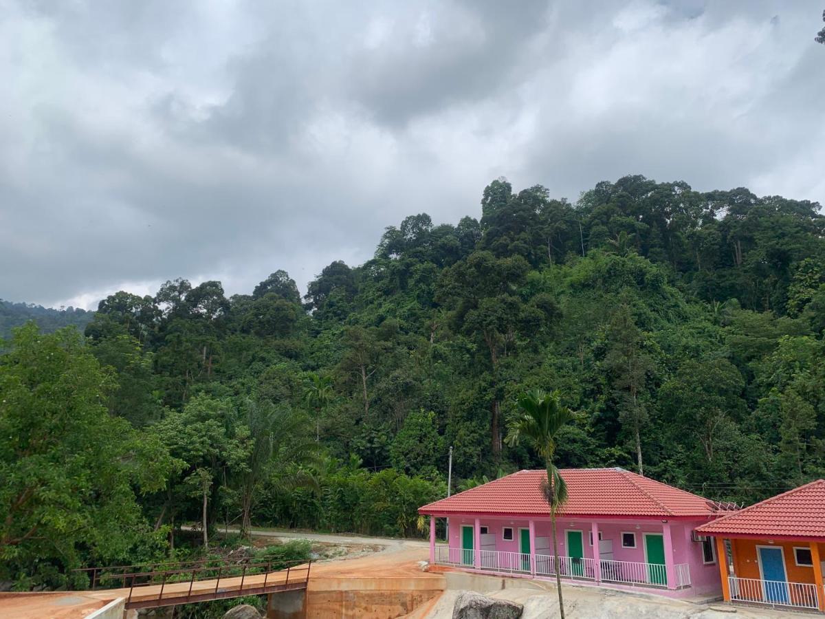 Chalet Latip D'Ayer Itam Hotel Kampong Ayer Hitam  Kültér fotó